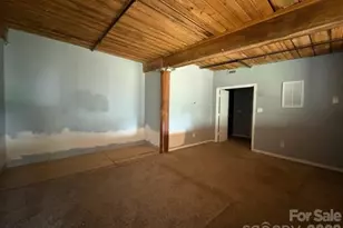 201 S Hoskins Rd, Charlotte, NC 28208 - Photo 17
