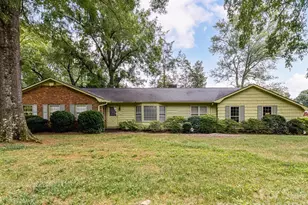 5535 Lansing Dr, Charlotte, NC 28270 - Photo 3