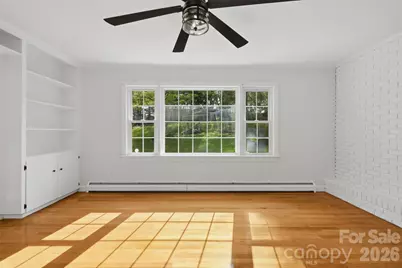 401 S East End Avenue, Statesville, NC 28677 - Photo 9