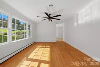 401 S East End Avenue, Statesville, NC 28677 - Photo 7