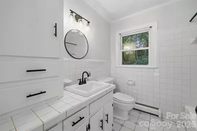 401 S East End Avenue, Statesville, NC 28677 - Photo 17