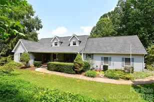 36 Cardinal Ln, Candler, NC 28715 - Photo 1