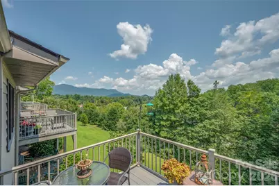 77 Chestnut Street #305, Tryon, NC 28782 - Photo 9