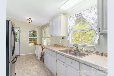 152 Hollon Cove, Waynesville, NC 28786 - Photo 9
