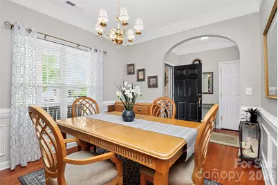 8413 Suttonview Drive, Charlotte, NC 28269 - Photo 13