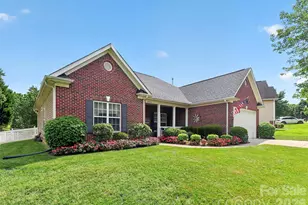 8413 Suttonview Dr, Charlotte, NC 28269 - Photo 37
