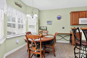 8413 Suttonview Dr, Charlotte, NC 28269 - Photo 11