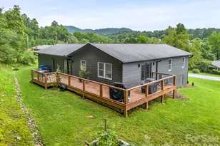 89 Hillview Cir, Brevard, NC 28712 - Photo 3