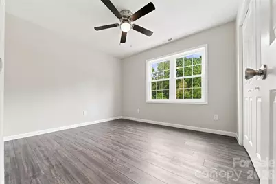 2953 2nd Street Court NW, Hickory, NC 28601 - Photo 19