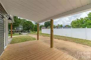 638 Newfound St, Canton, NC 28716 - Photo 23