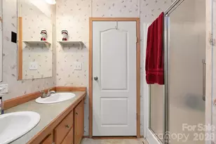 98 New Sorrells Est, Brevard, NC 28712 - Photo 37