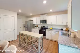 2808 Frances View Ln, Lincolnton, NC 28092 - Photo 3