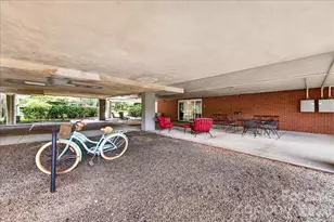 1300 Queens Rd, Charlotte, NC 28207 - Photo 7