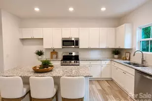 1575 Solitude Ct, Kannapolis, NC 28081 - Photo 5