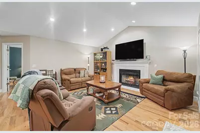 48 Main Trace, Franklin, NC 28734 - Photo 3