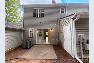 4165 Birch Leaf Court, Charlotte, NC 28215 - Photo 5