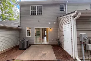 4165 Birch Leaf Ct, Charlotte, NC 28215 - Photo 5