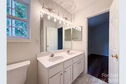 4165 Birch Leaf Court, Charlotte, NC 28215 - Photo 17
