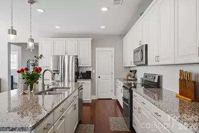 1702 Woodward Avenue, Charlotte, NC 28206 - Photo 13