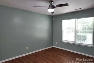 5226 Beam Lake Dr, Charlotte, NC 28216 - Photo 7
