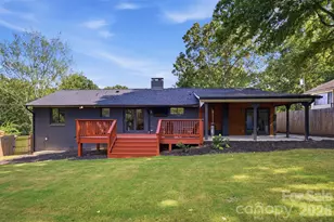 615 Manhasset Rd, Charlotte, NC 28209 - Photo 7
