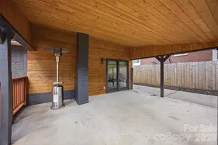 615 Manhasset Rd, Charlotte, NC 28209 - Photo 11
