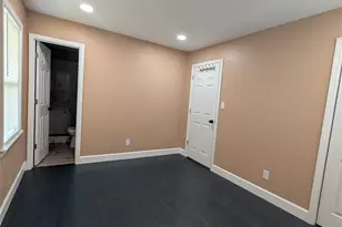 2800 Dalecrest Dr, Charlotte, NC 28269 - Photo 17