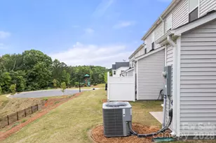 3045 Belstock Ct, Charlotte, NC 28216 - Photo 25