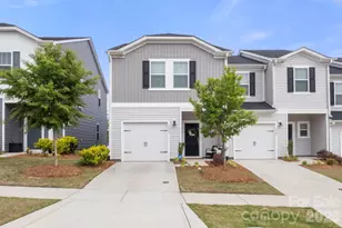 3045 Belstock Ct, Charlotte, NC 28216 - Photo 3
