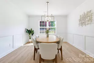 1125 Sunnyview Cir, Matthews, NC 28105 - Photo 11