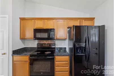 5237 Timbertop Lane, Charlotte, NC 28215 - Photo 5