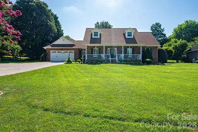 2928 Palmer Drive NE, Conover, NC 28613 - Photo 3