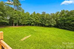 85 Charleston Ct, Hickory, NC 28601 - Photo 43