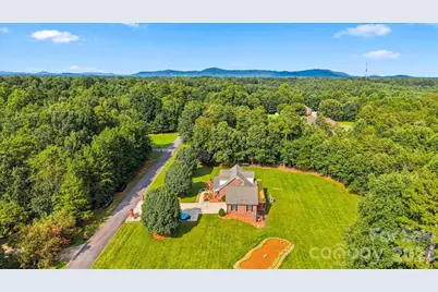 85 Charleston Court, Hickory, NC 28601 - Photo 47