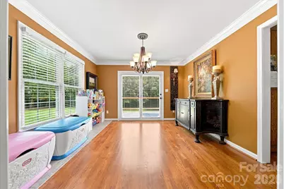 85 Charleston Court, Hickory, NC 28601 - Photo 11