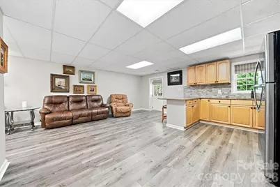 85 Charleston Court, Hickory, NC 28601 - Photo 31