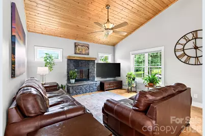 7 Addison Fisher Way, Asheville, NC 28805 - Photo 5