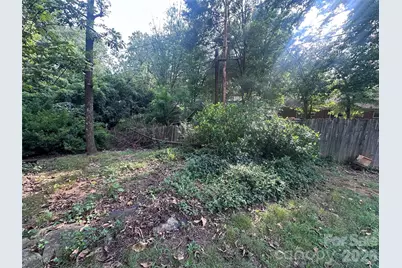 7216 Lockmont Drive, Charlotte, NC 28212 - Photo 9
