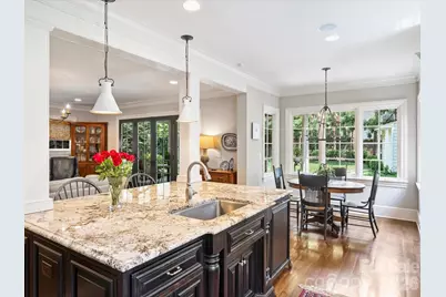 309 Hempstead Place, Charlotte, NC 28207 - Photo 19