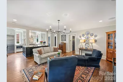309 Hempstead Place, Charlotte, NC 28207 - Photo 13