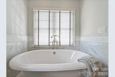 309 Hempstead Place, Charlotte, NC 28207 - Photo 31
