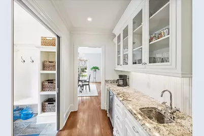 309 Hempstead Place, Charlotte, NC 28207 - Photo 23