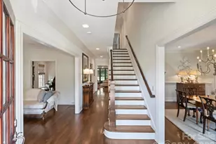 309 Hempstead Pl, Charlotte, NC 28207 - Photo 3