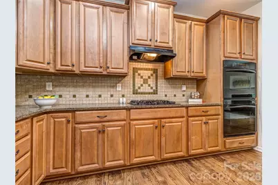 4308 Park South Station Boulevard, Charlotte, NC 28210 - Photo 9