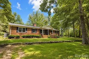 2725 Puetts Chapel Rd, Bessemer City, NC 28016 - Photo 1