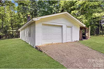 2725 Puetts Chapel Road, Bessemer City, NC 28016 - Photo 5