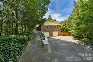 30 Nichols Hill Dr, Asheville, NC 28804 - Photo 5