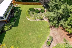 30 Nichols Hill Dr, Asheville, NC 28804 - Photo 33