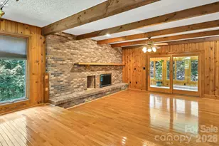 30 Nichols Hill Dr, Asheville, NC 28804 - Photo 11