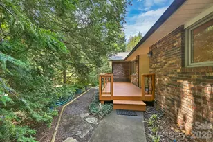 30 Nichols Hill Dr, Asheville, NC 28804 - Photo 7